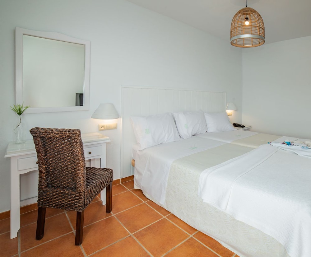 Twin Room, 2 Twin Beds, Non Smoking, Sea View