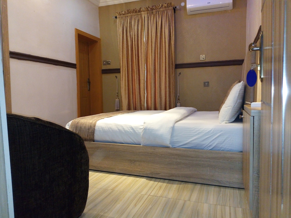 Deluxe Double Room photo 2