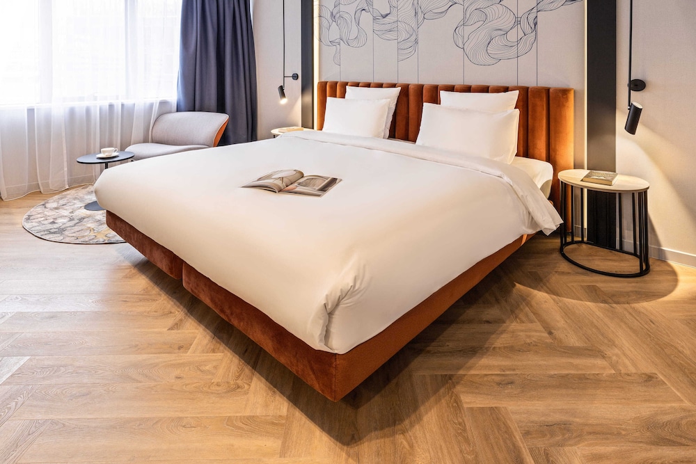 Classic Room, 1 King Bed - Photo 1