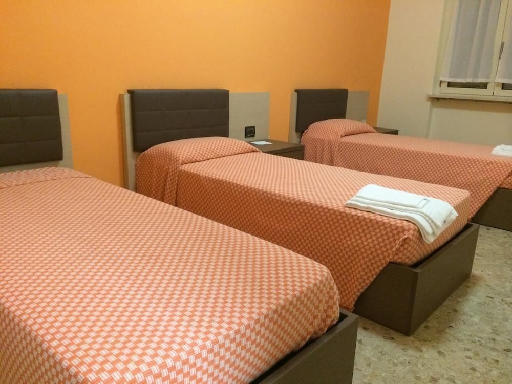 Triple Room, 2 Bedrooms