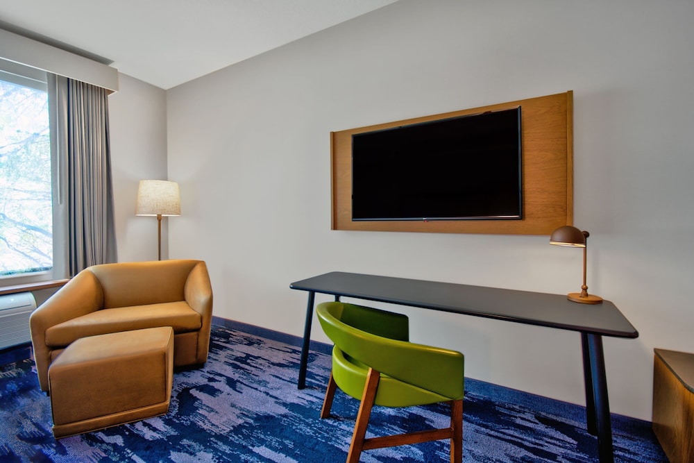 Room, 2 Queen Beds (Mobility/Hearing Accessible, Tub)