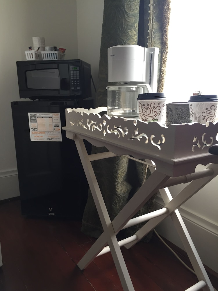 Luxury Double Room, 1 Bedroom, Refrigerator & Microwave, Garden View photo 2
