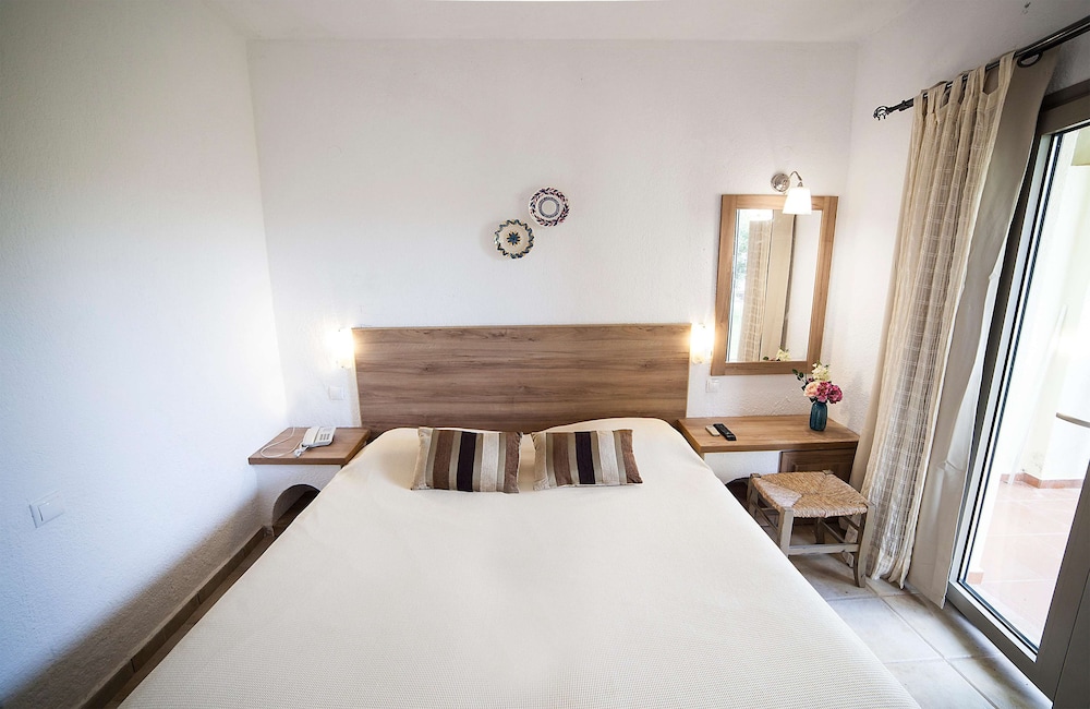 Double Room - Photo 4