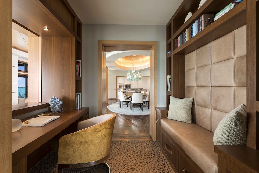 Grand Suite, 3 Bedrooms - Photo 5