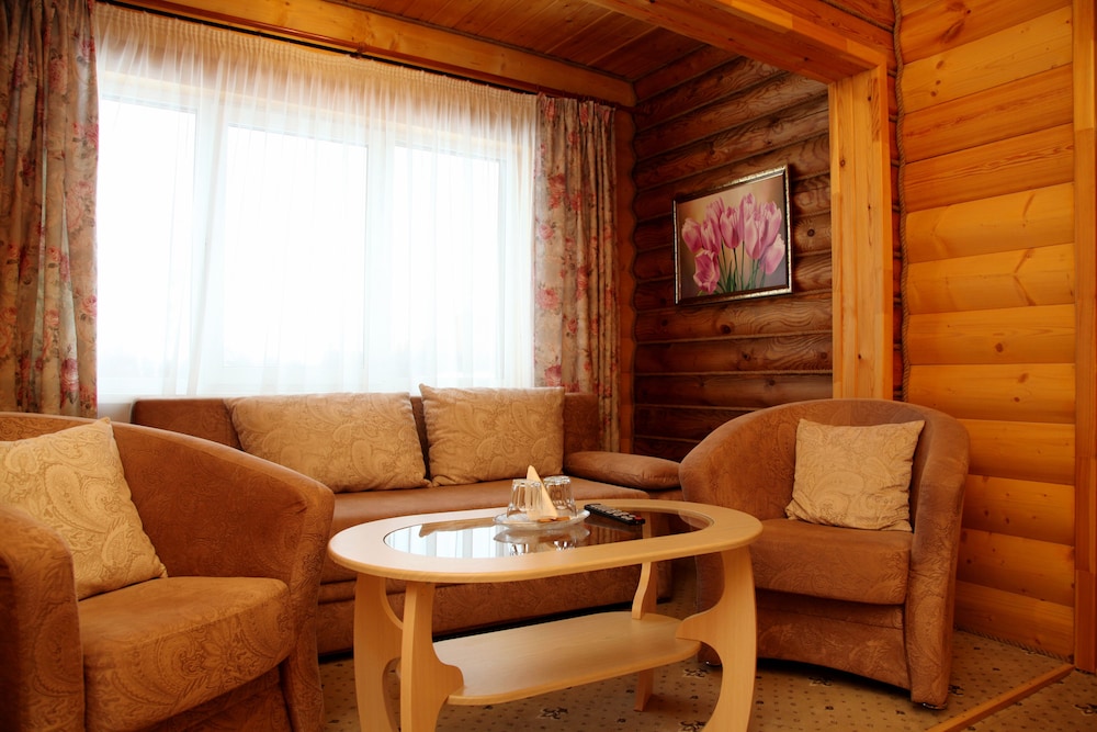 Suite (Wooden Cottage) photo 3