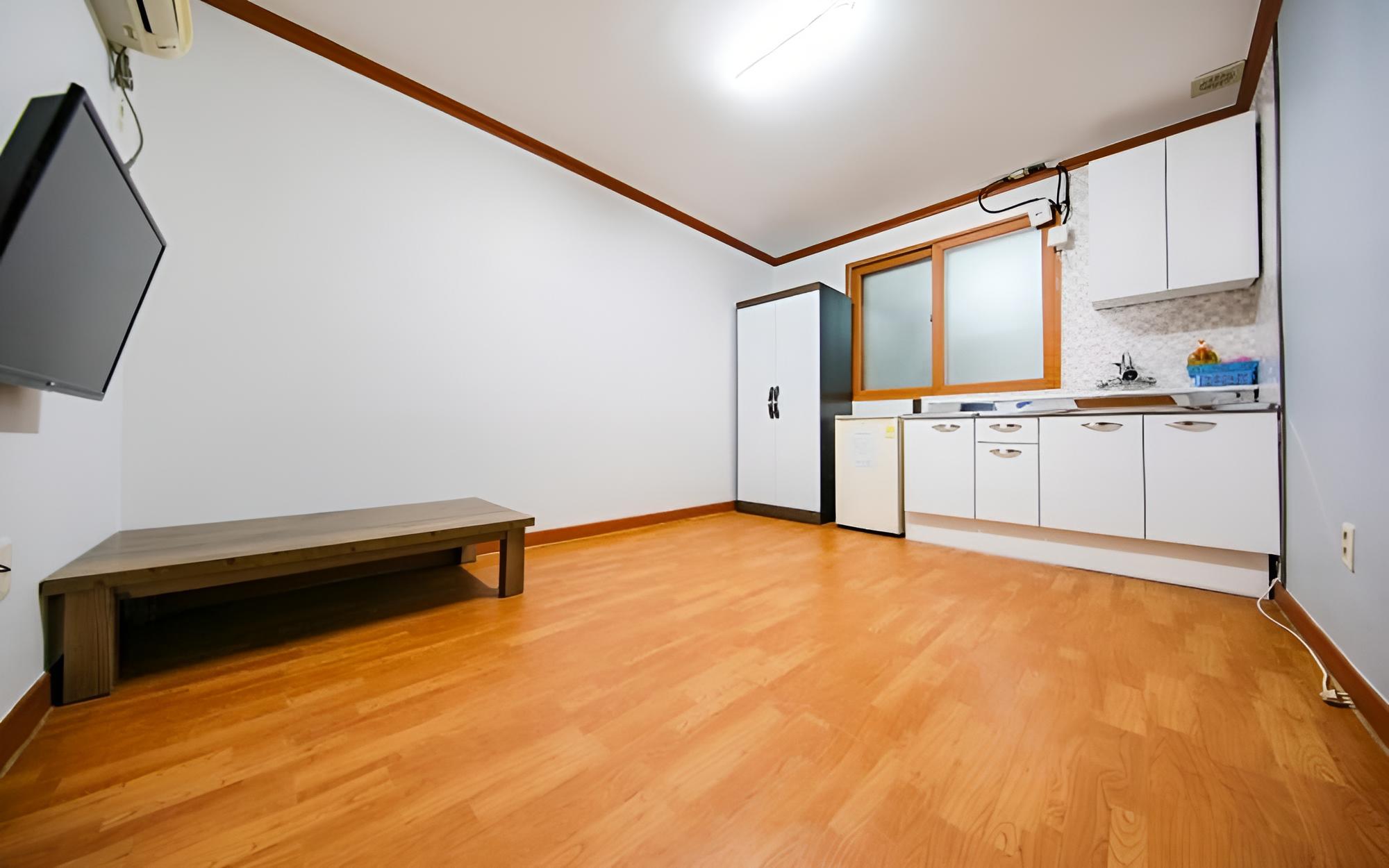 Room (Room 103) photo 2