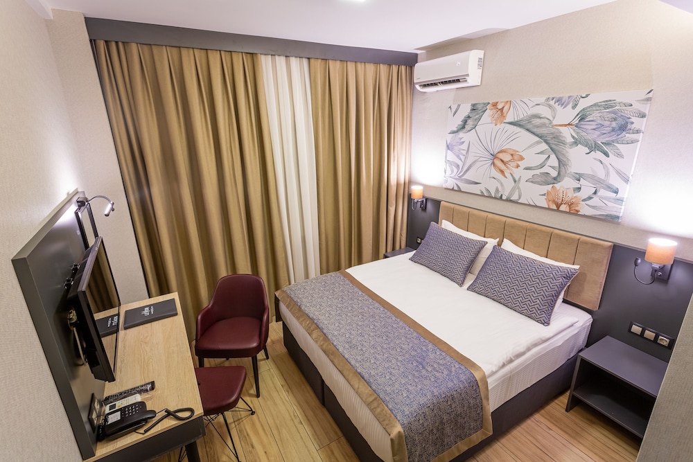 Standard Double Room - Photo 2