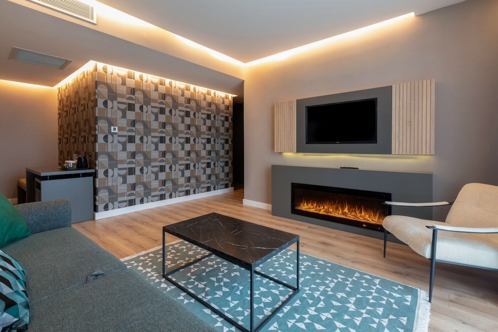 Deluxe Suite Room