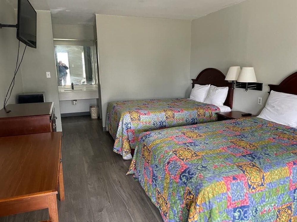 Basic Double Room photo 1