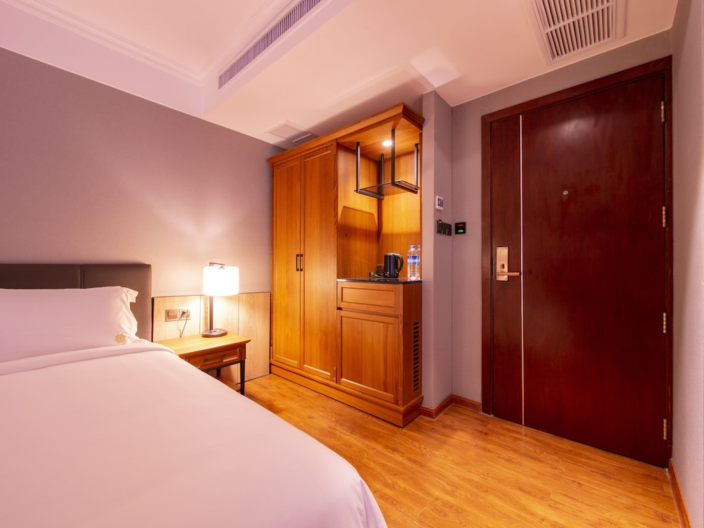 Deluxe Twin Room - Photo 2