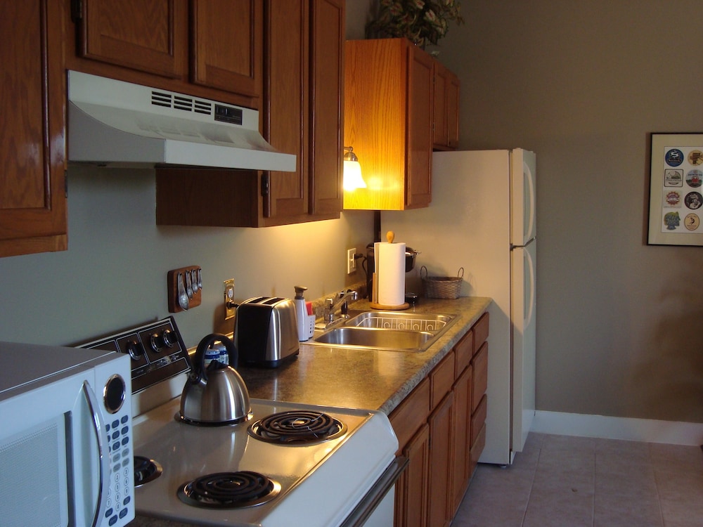 Haymarket Square Suite photo 2