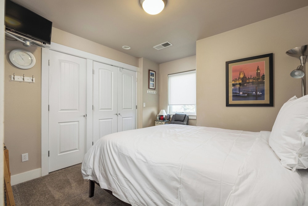 House, Multiple Beds, Patio (Edradour Estates)