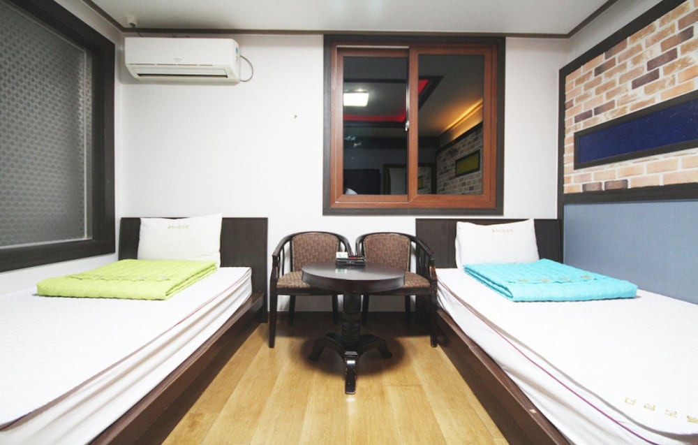 Twin Room photo 1