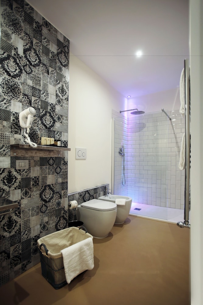 Luxury Quadruple Room photo 3