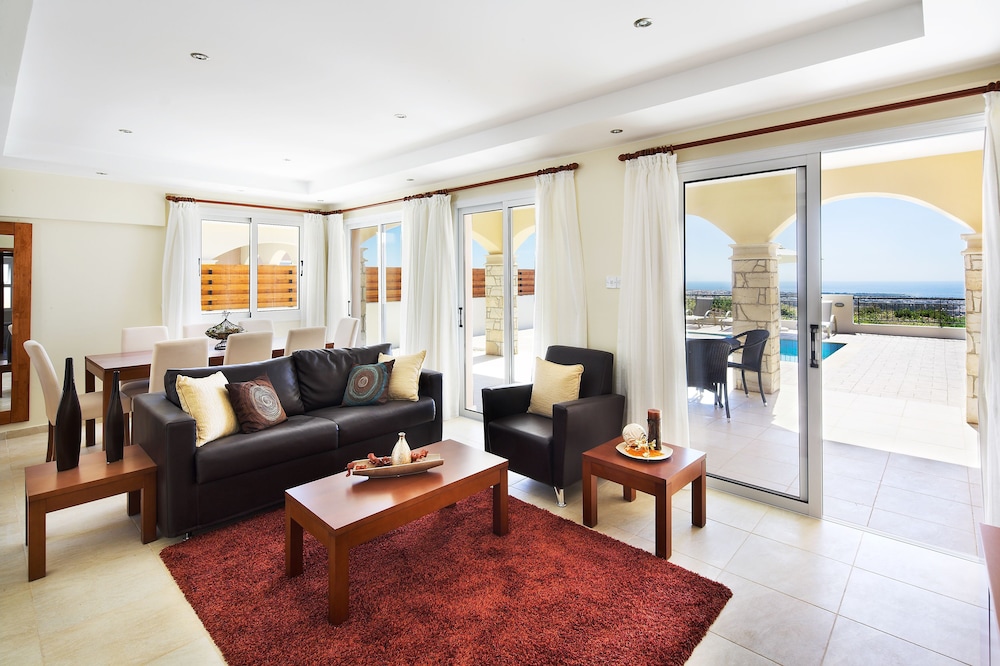 Villa, 3 Bedrooms, Pool Access photo 3