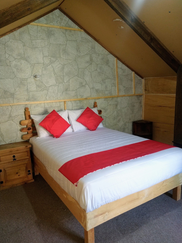 Standard Cabin photo 1