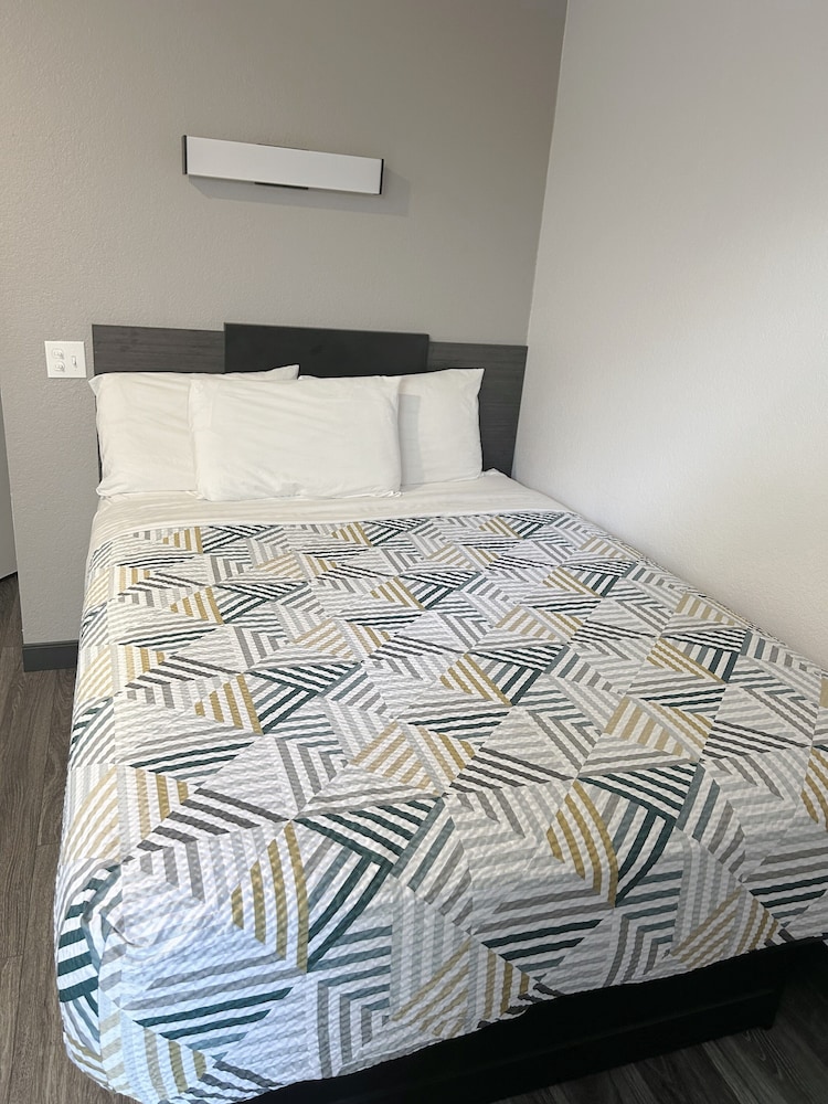 Standard Room, 1 Double Bed, Non Smoking photo 1