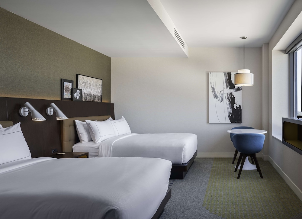 Room, 2 Queen Beds - Photo 1