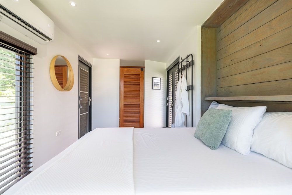 Signature Suite, Hot Tub, Garden View photo 1
