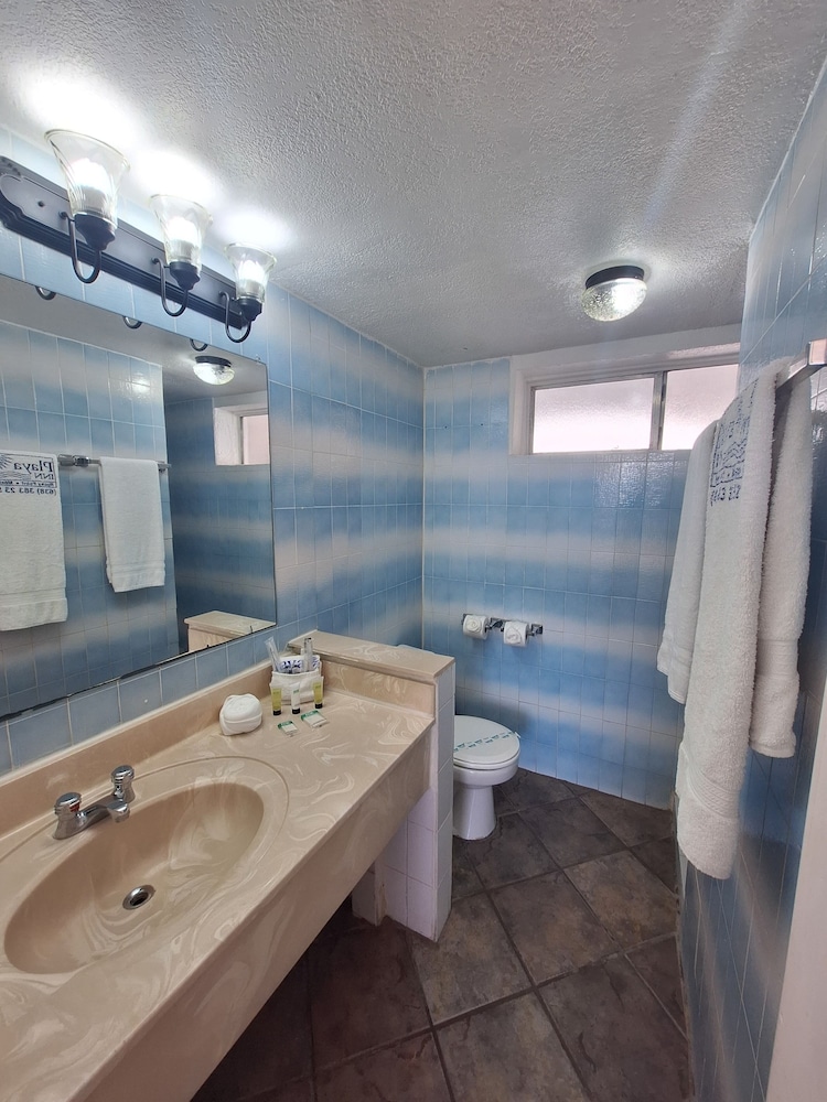 Deluxe Studio Suite, 2 Queen Beds photo 2