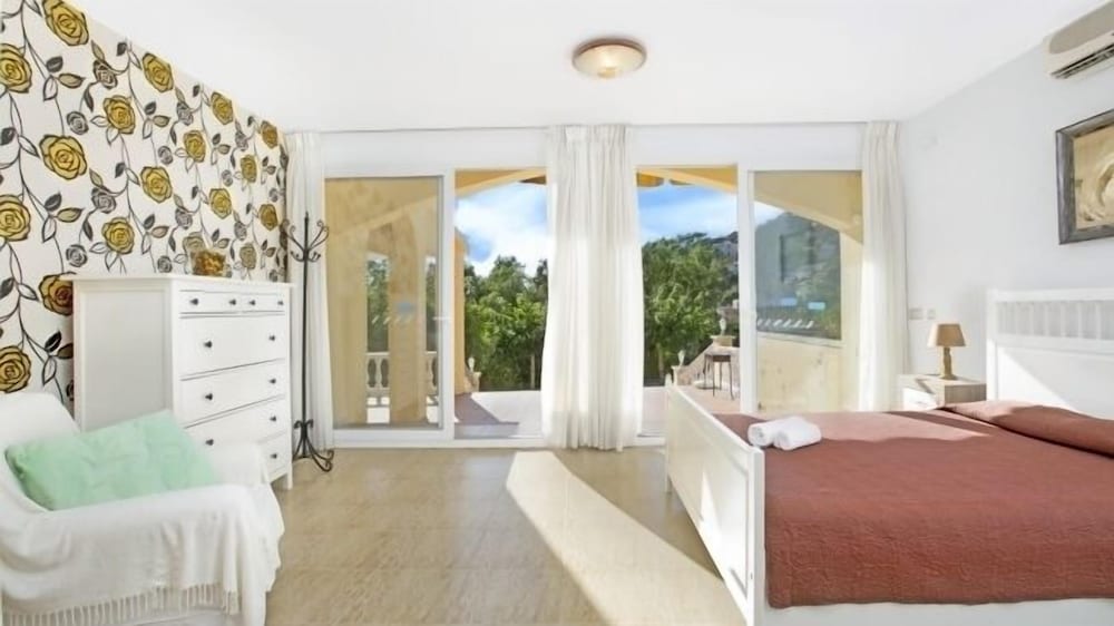 Villa, 3 Habitaciones, Piscina Privada, Vista al Mar