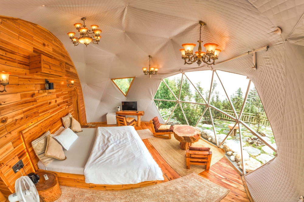 Superior Cabin, Valley View