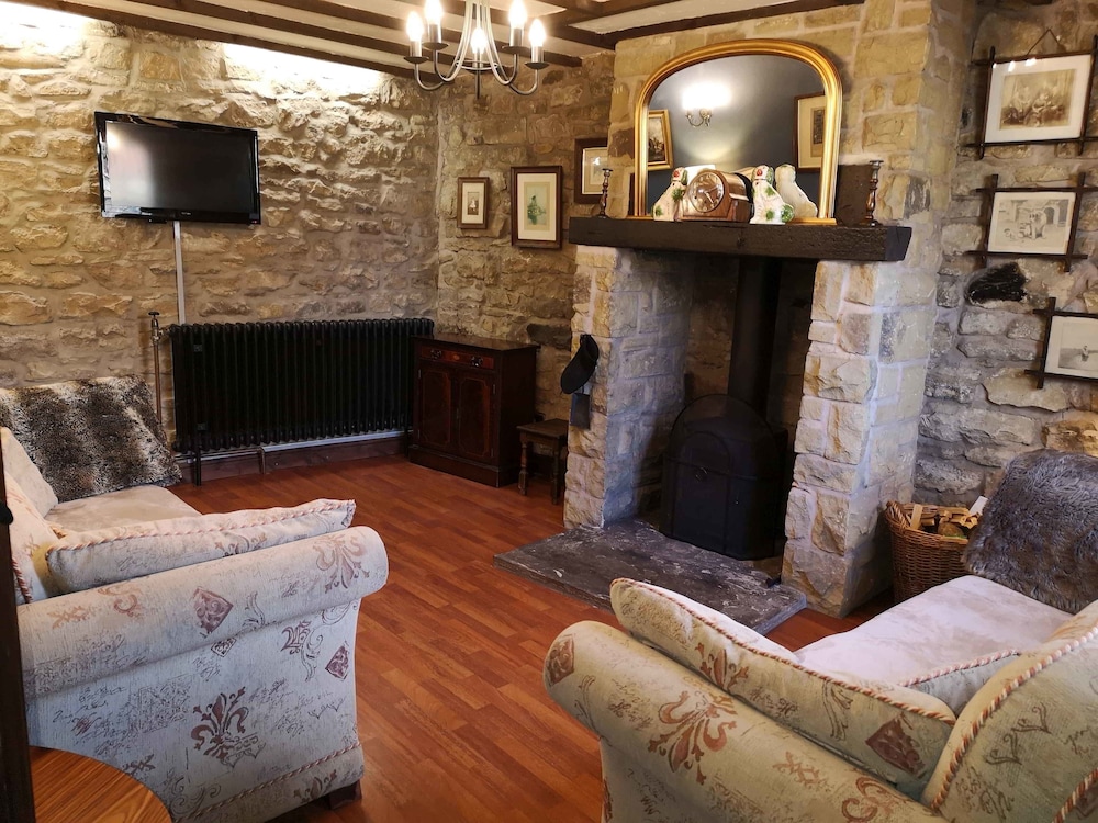 Traditional Cottage, 2 Bedrooms, Non Smoking, Garden Area photo 1