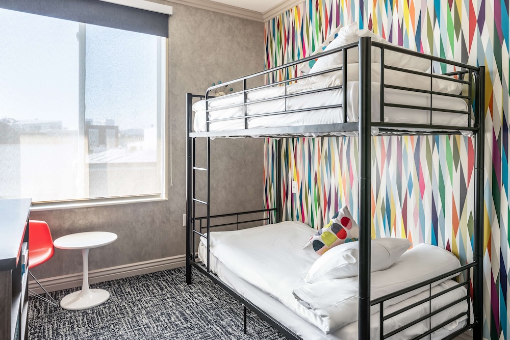 Room, Accessible, Non Smoking (2 Double Bed with 1 Twin Bunk Bed)