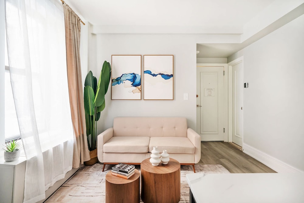 Apartment photo 1