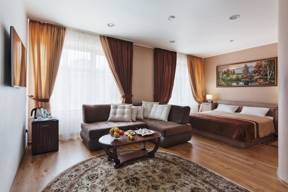 Superior Suite