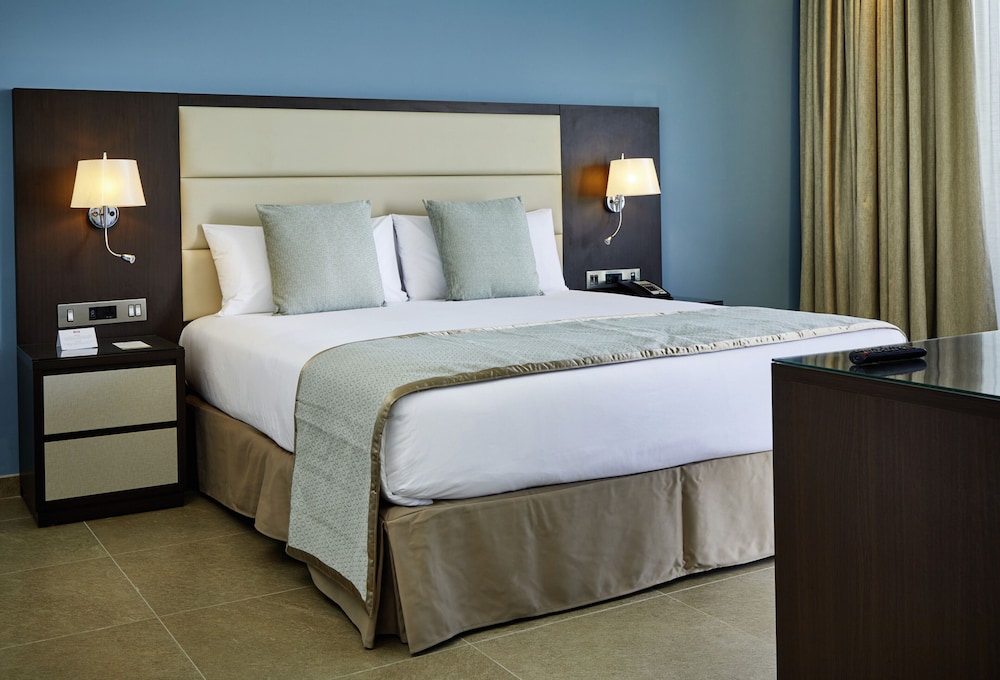 Junior Suite, Sea View (B2C-US) photo 2