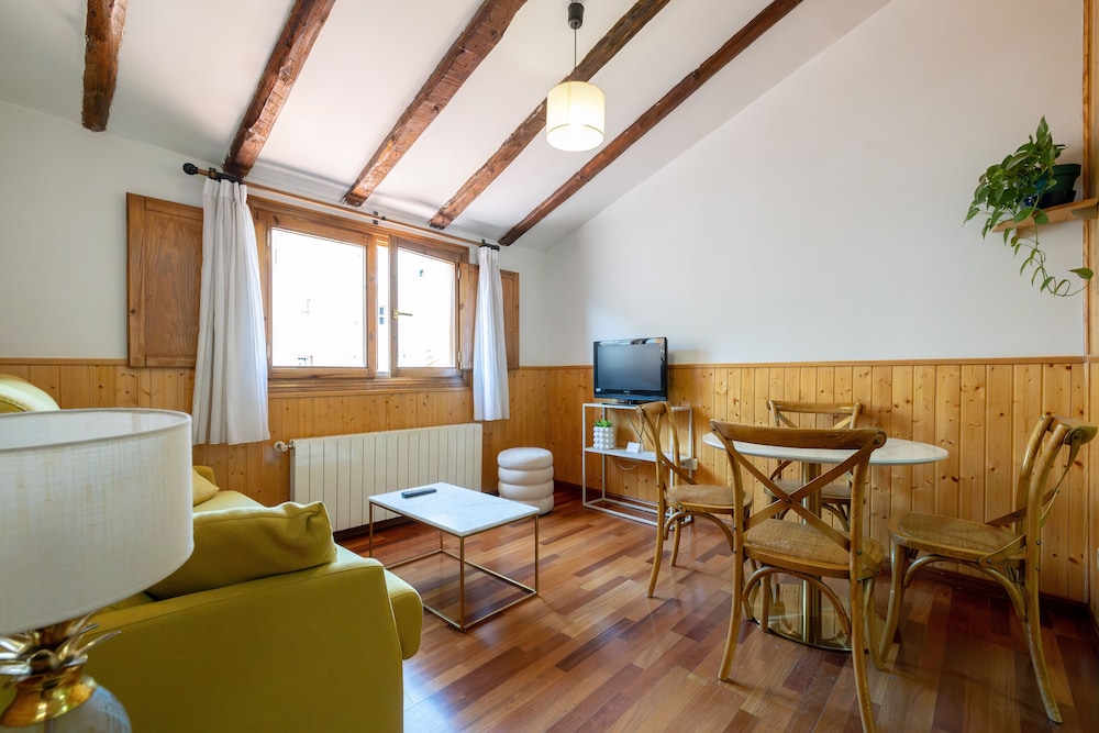 Penthouse, 1 Bedroom, City View