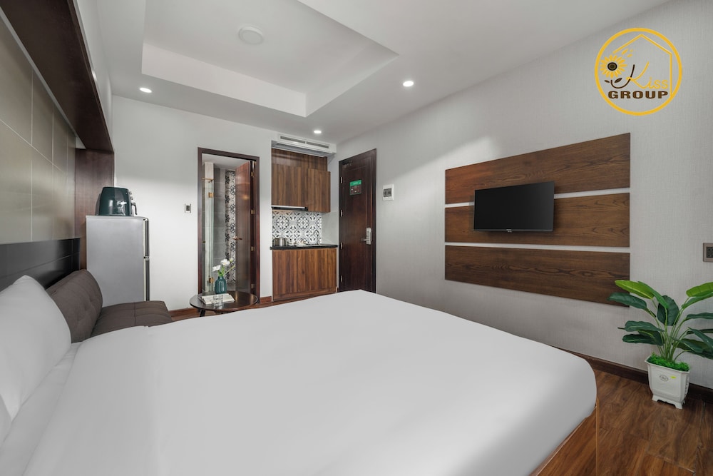 Deluxe Studio, Balcony, City View - Photo 4