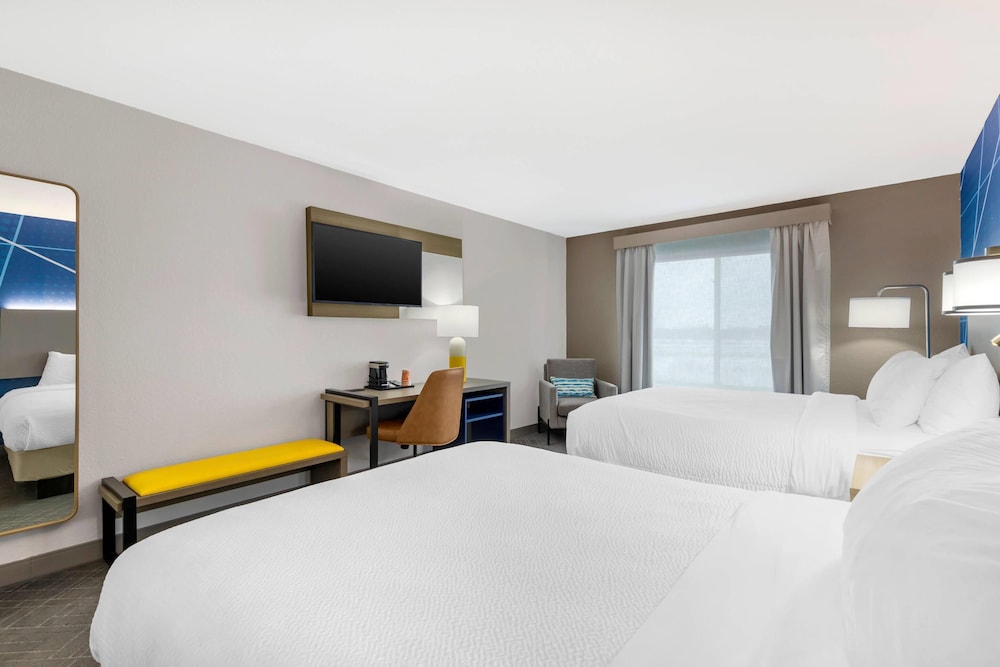 Room, 2 Queen Beds, Accessible, Non Smoking photo 3