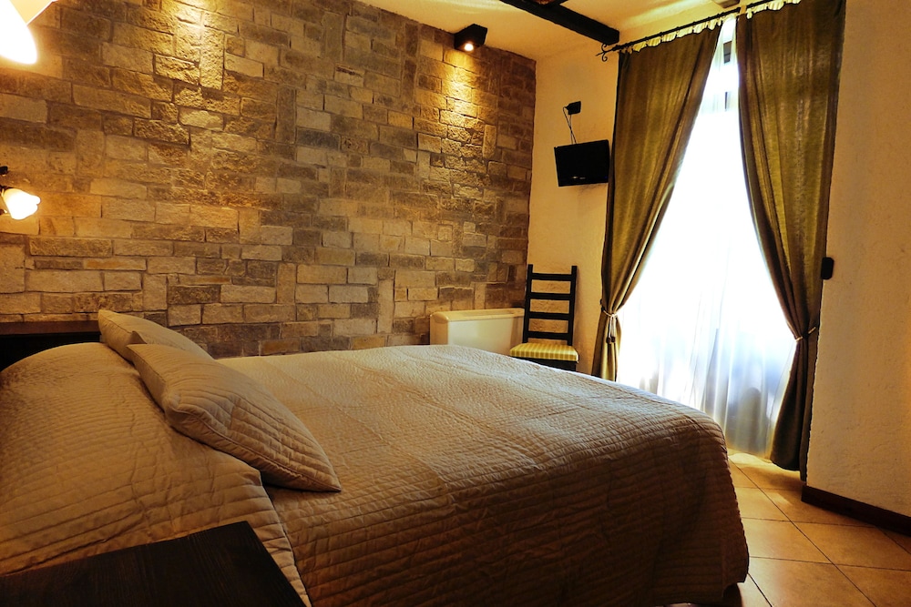 Classic Room, Lake View photo 1