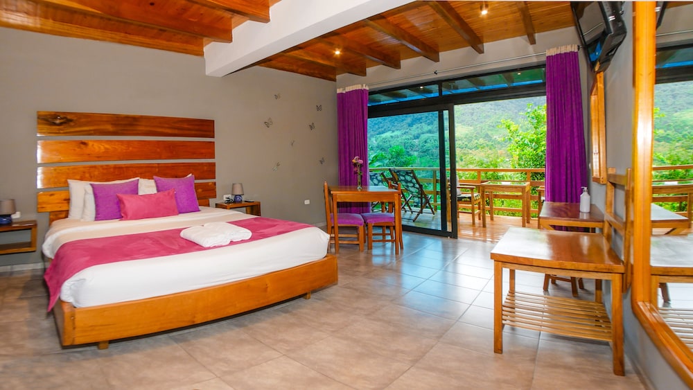 Luxury Cabin, 1 Queen Bed, Hot Tub, Mountain View photo 2