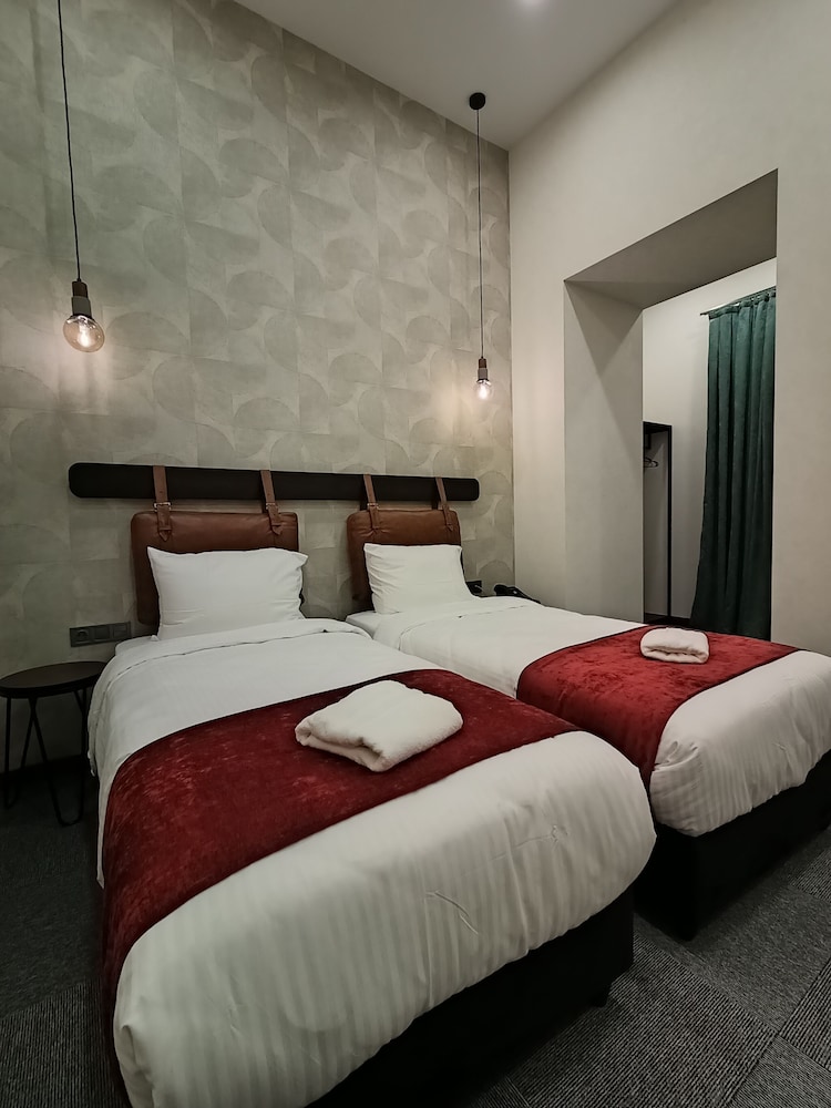 Deluxe Twin Room photo 1
