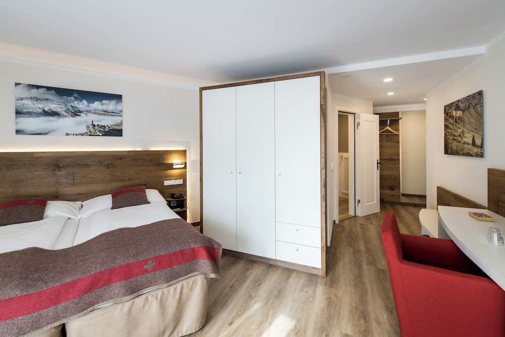 Deluxe Triple Room, Mountain View - Photo 1