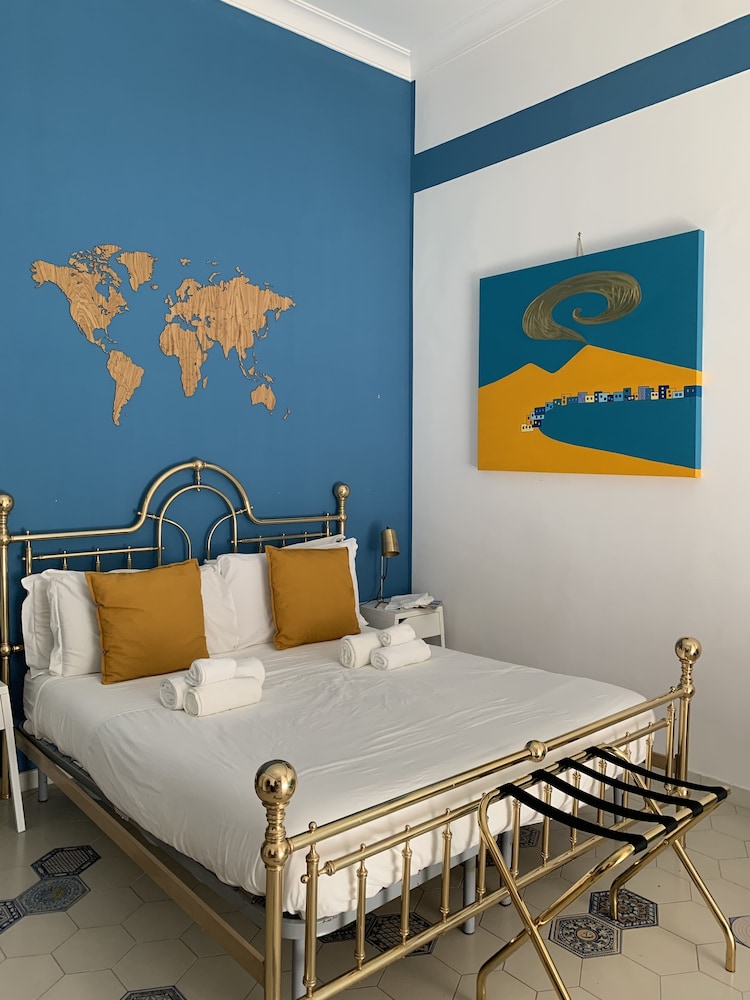 Superior Room (Plebiscito)