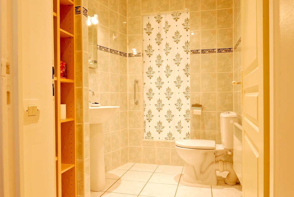 Classic Double Room, Private Bathroom, Garden View (Le Frère Tourier) photo 2