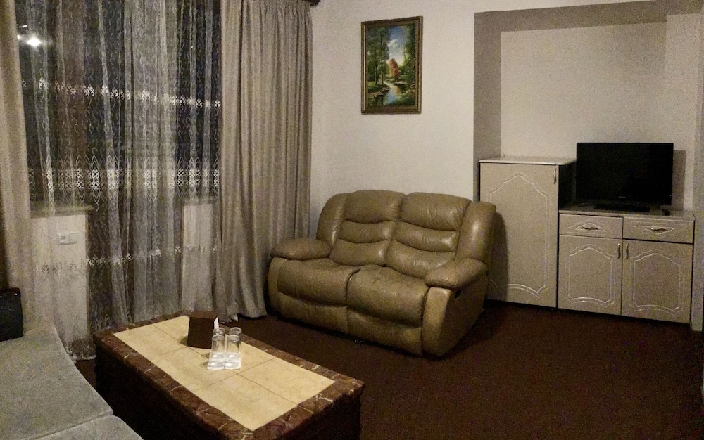 Family Room, 2 Bedrooms photo 1