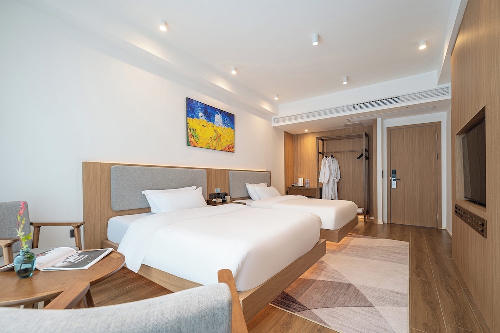 Superior Twin Room, Courtyard View