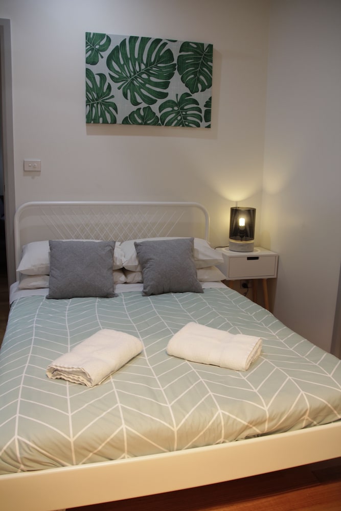 House, 3 Bedrooms photo 2