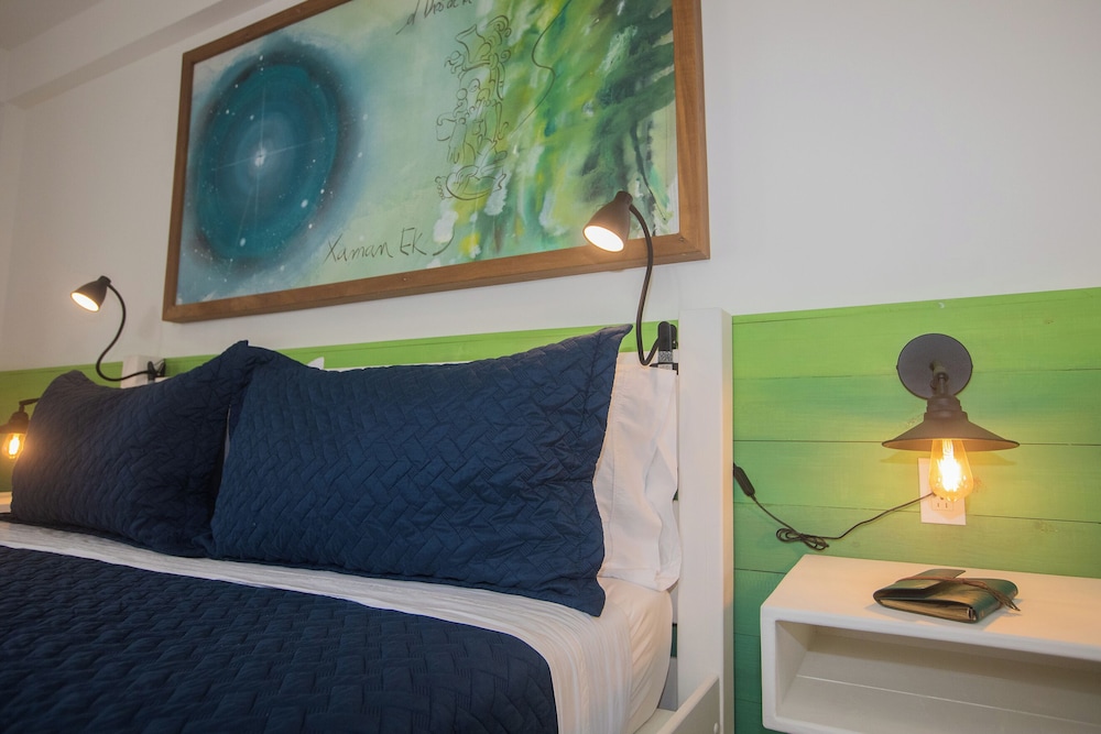 Lamanai, Exclusive Studio Suite