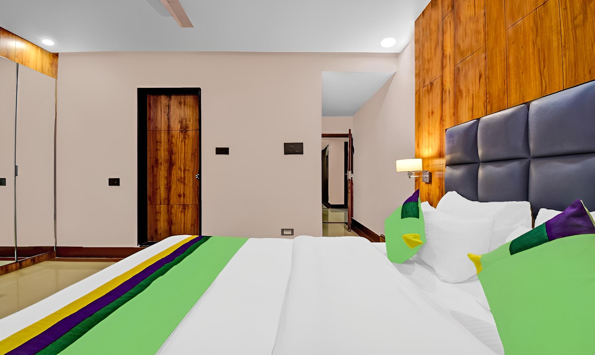 Deluxe Room - Photo 4