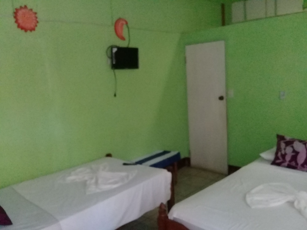 Classic Triple Room, Non Smoking photo 1