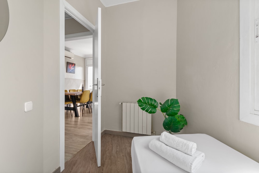 Premium Penthouse, 4 bedrooms, private terrace with views of Sagrada Familia photo 3