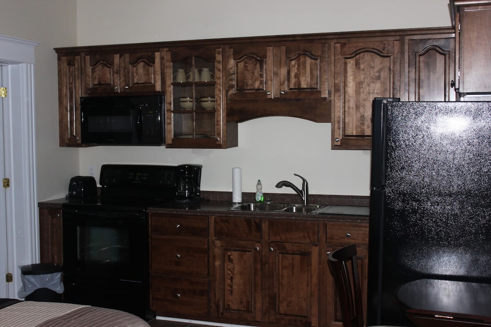 Revere Executive Suites 2 (Bachelor) photo 2
