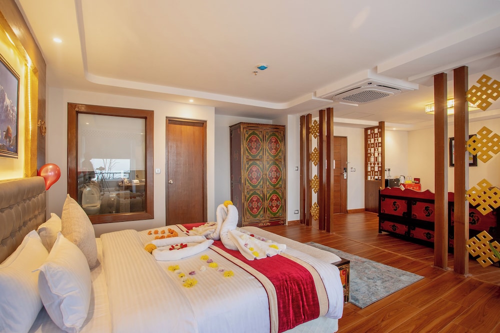 Presidential Studio Suite photo 3