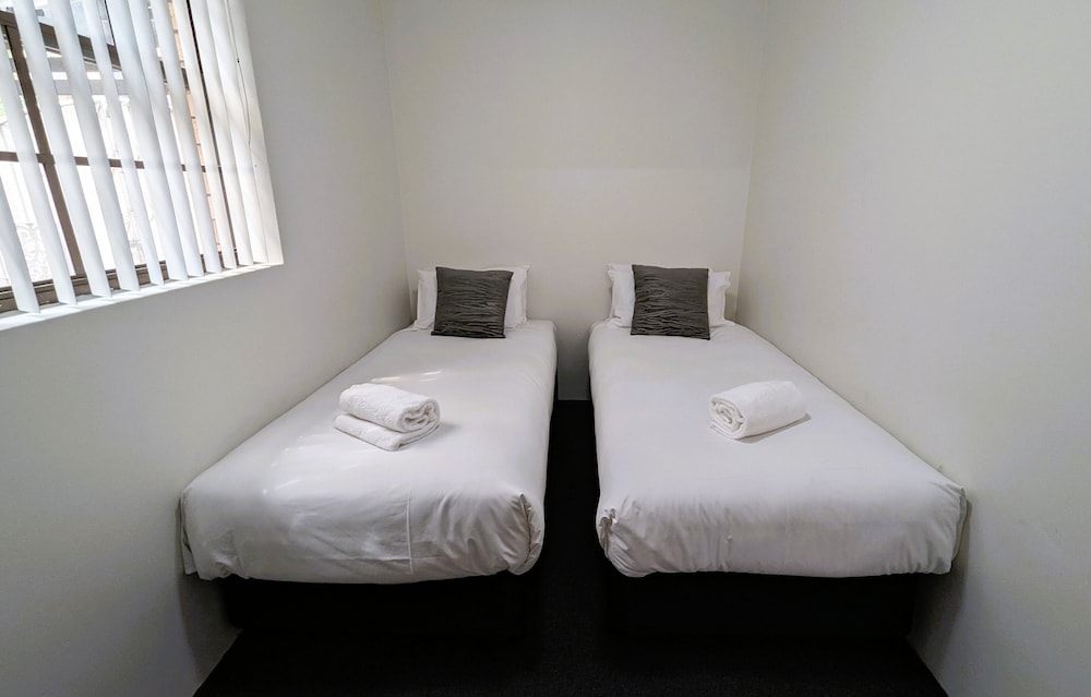 Deluxe Room, Kitchenette photo 3